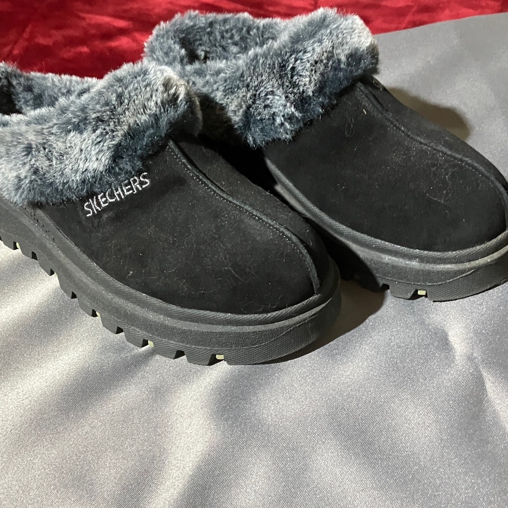 Skechers Black Mules with Gray Fur Trim